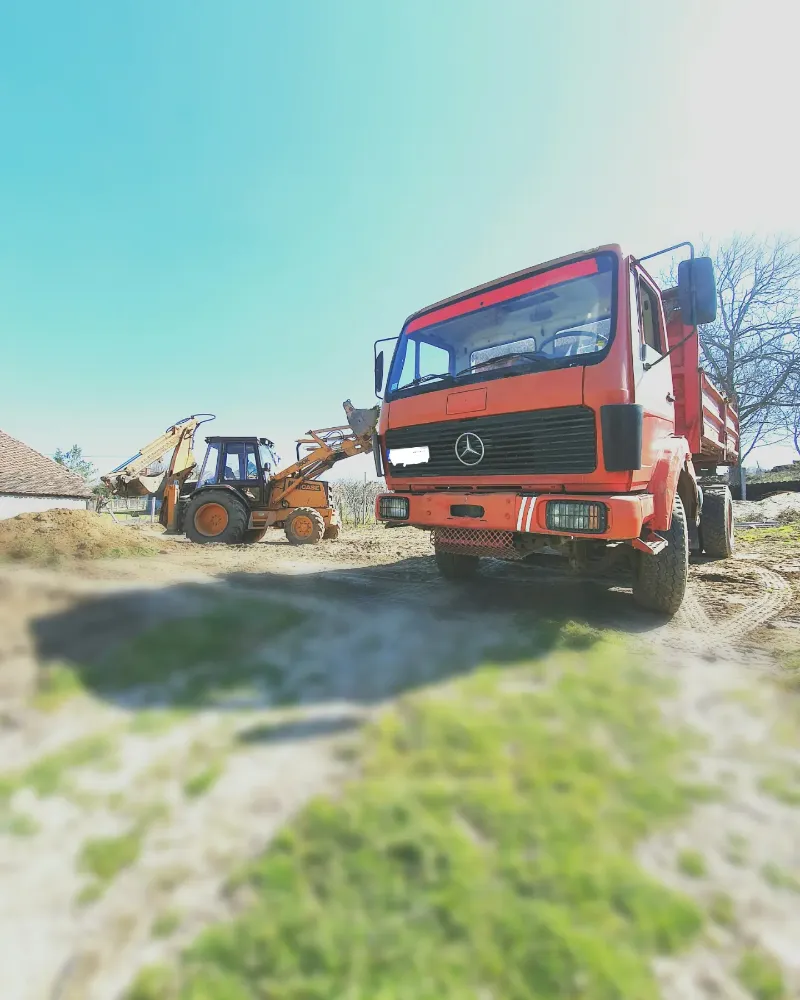 Кипер камион на терену